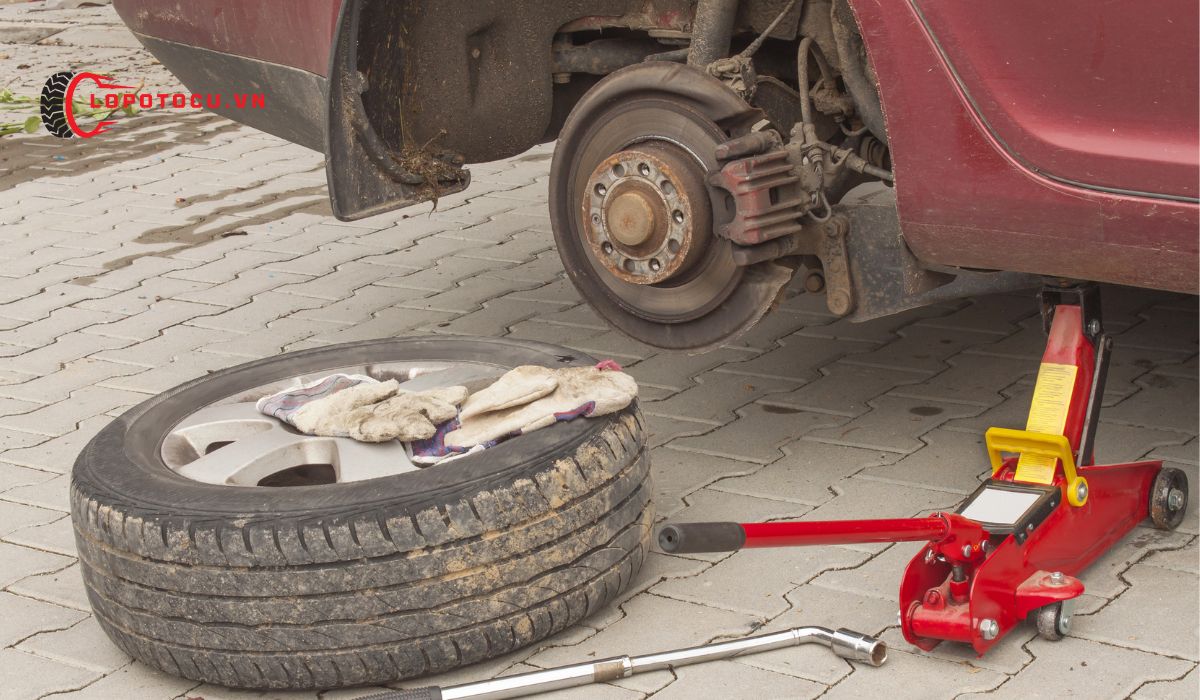 Lưu ý khi sử dụng và bảo quản lốp xe mùa hè